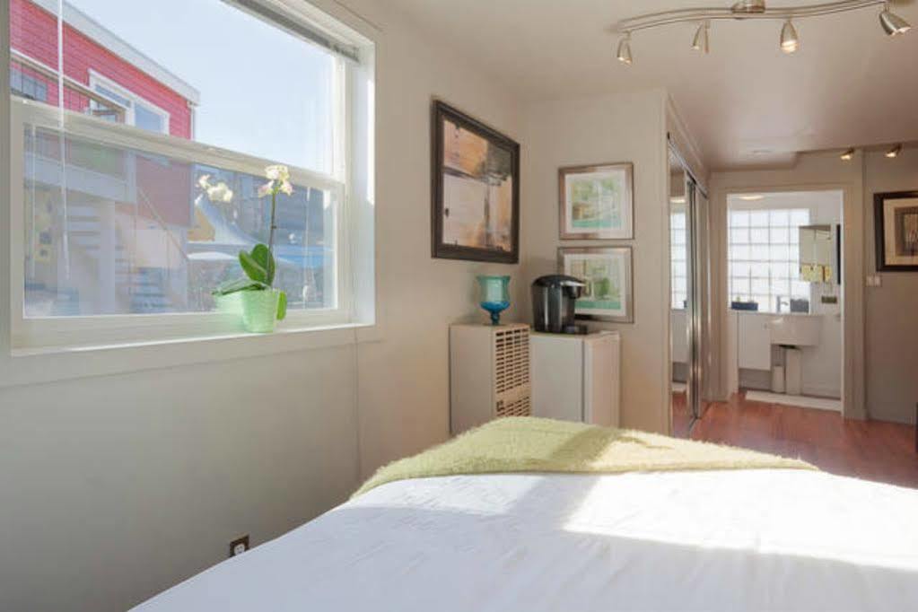 Fisherman'S Wharf Bed & Breakfast 維多利亞 外观 照片
